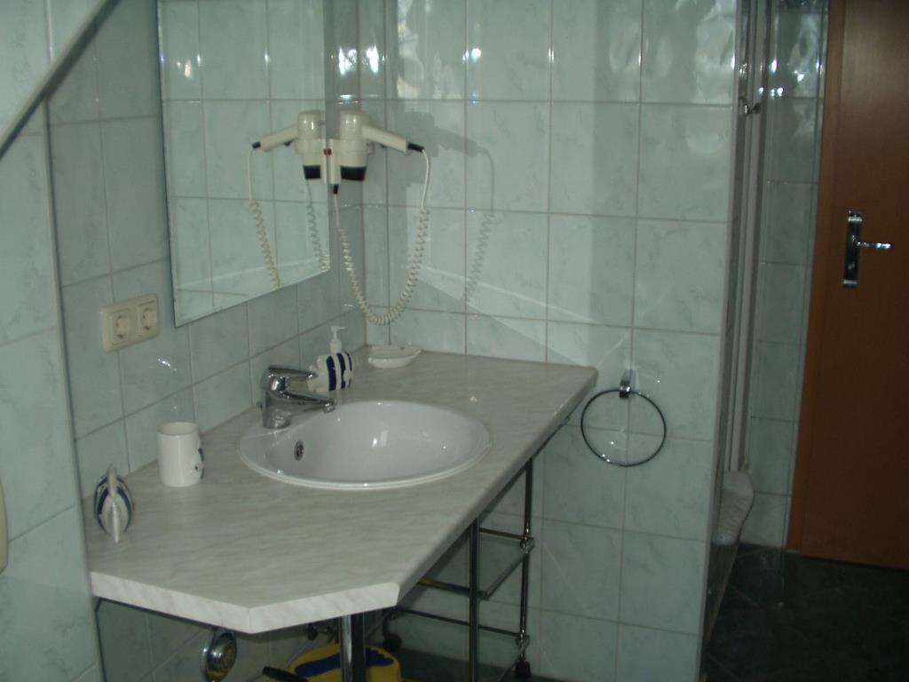 Fewo 02 Ferienwohnung Mit Meerblick เรลิค ภายนอก รูปภาพ